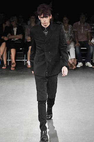 Comme des Garcons / - 2009